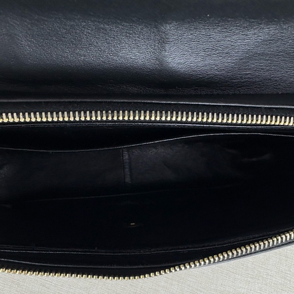 CHANEL Black Lambskin Vintage Backpack Oversized CC GHW 24k plated - Picture 8 of 16